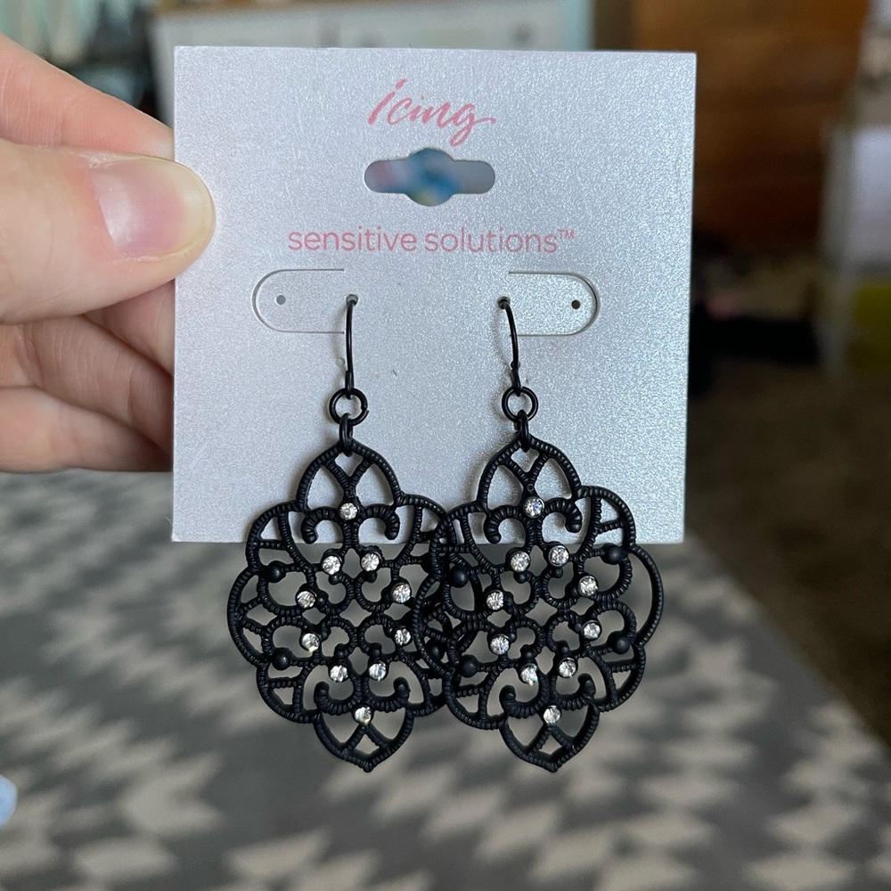Black dangle earrings